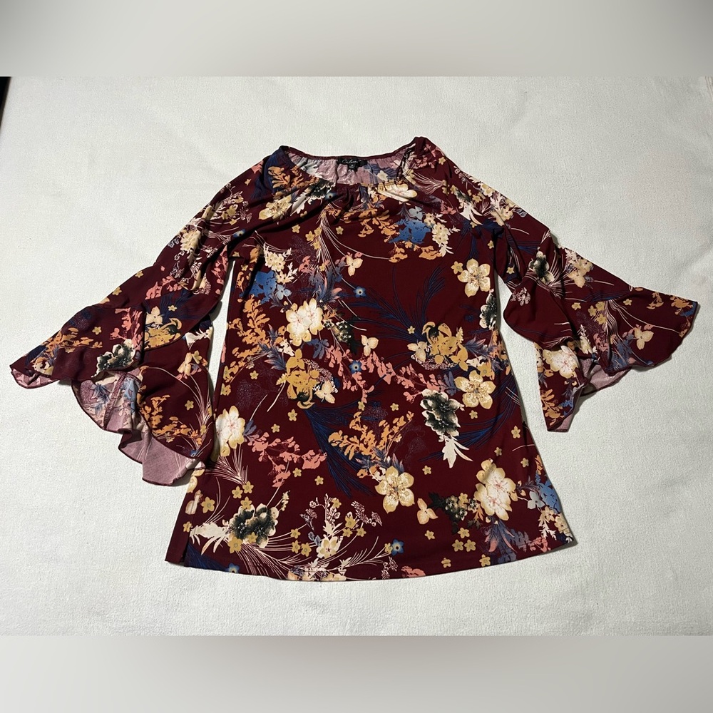Calessa Women's‎ Small Tunic Multicolor Flared Sleeve Artsy Floral Top